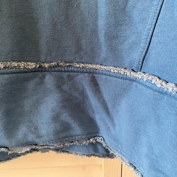 Free people movement sweatshirt size L. - Picture 4 of 4